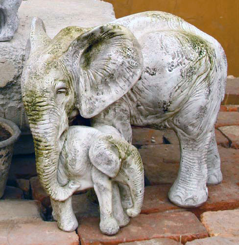 Elephant with Calf Home & Garden sculpture 15″